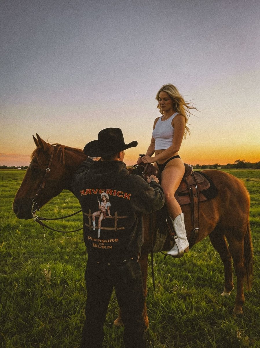 Classic Boxy Hoodie - Maverick