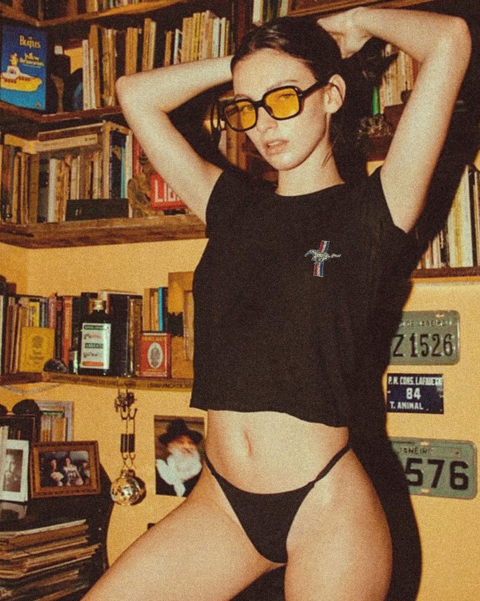 Cropped Baby Tee - Maverick