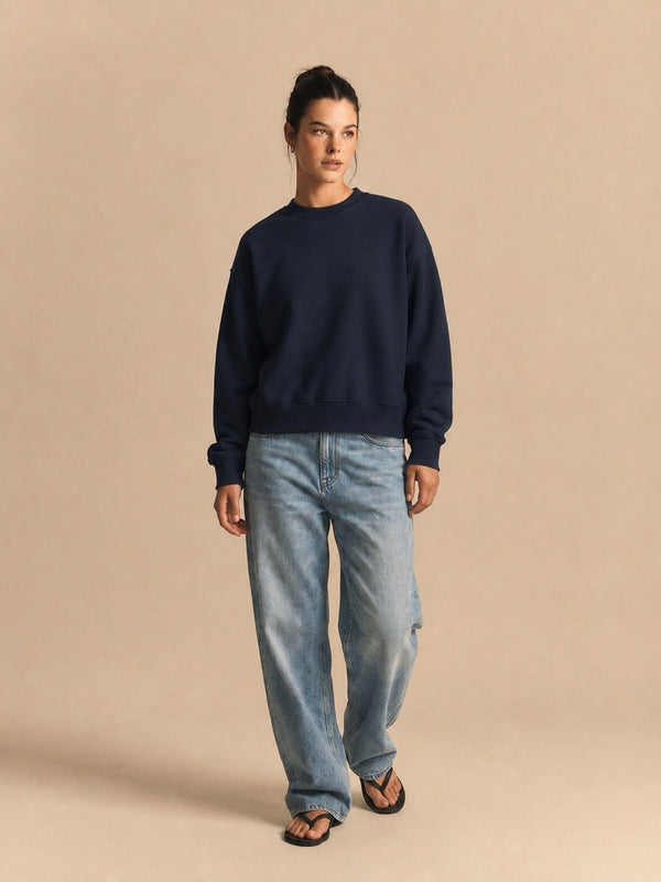Female model, 5 ft 7, wearing size S, front