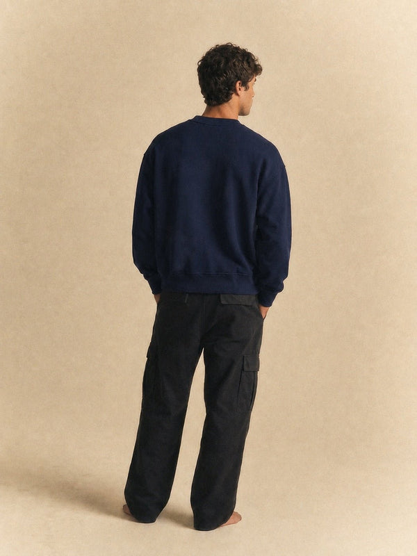 Male model, 6 ft 2, wearing size L, back