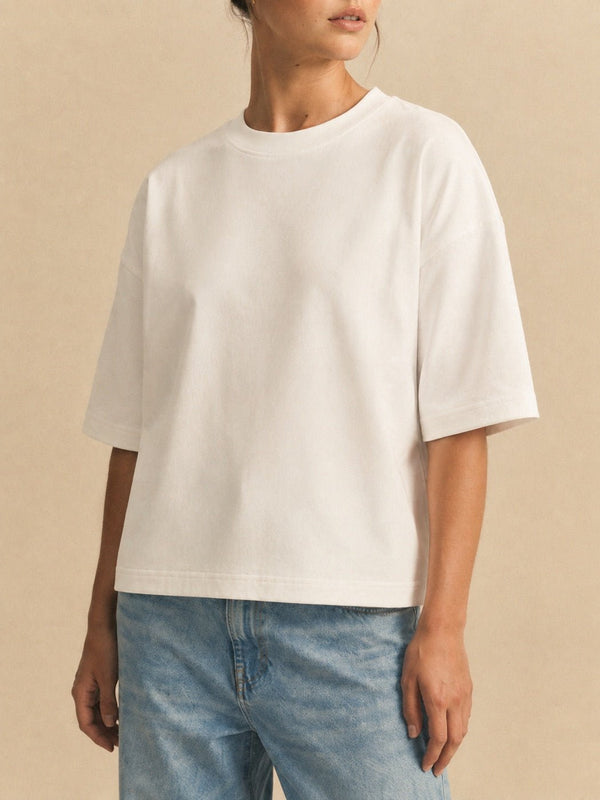 Female model, 5 ft 7, wearing size S, detail